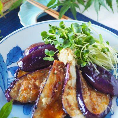 【お肉ゼロでもご飯ドロボー】なす2本が主役になる「とろとろなすの生姜焼き」作ってみた！焼くだけで大優勝♪