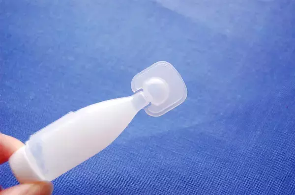 「【セリア】化粧水や乳液、洗顔フォーム…の小分けに♪旅支度に大活躍な「詰め替えチューブボトル」をお試し！」の画像