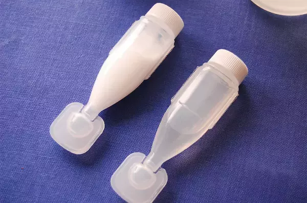 「【セリア】化粧水や乳液、洗顔フォーム…の小分けに♪旅支度に大活躍な「詰め替えチューブボトル」をお試し！」の画像