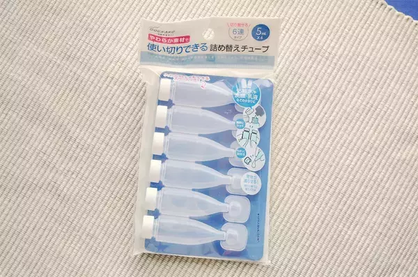 「【セリア】化粧水や乳液、洗顔フォーム…の小分けに♪旅支度に大活躍な「詰め替えチューブボトル」をお試し！」の画像