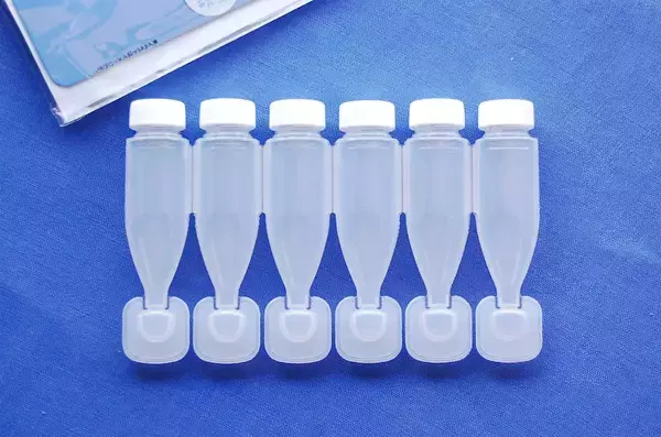 「【セリア】化粧水や乳液、洗顔フォーム…の小分けに♪旅支度に大活躍な「詰め替えチューブボトル」をお試し！」の画像