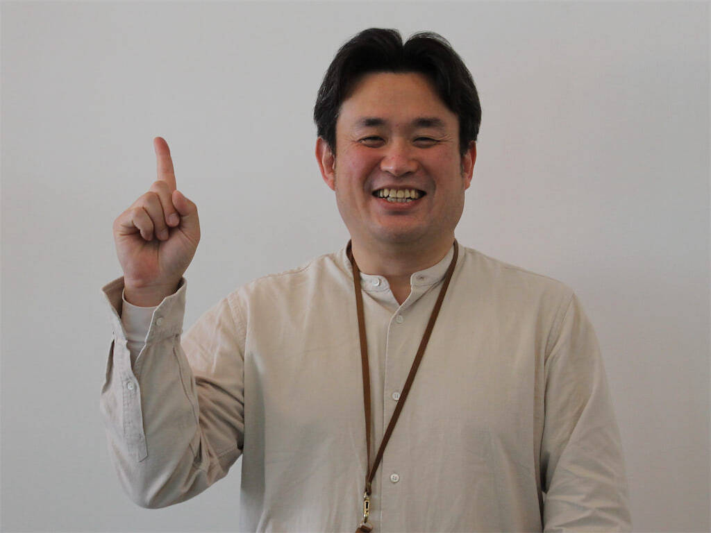 急な坂道も“押し歩き専用スイッチ”でラクラク♪パナソニックの電動アシスト自転車「ViVi」を試し押ししてみた！