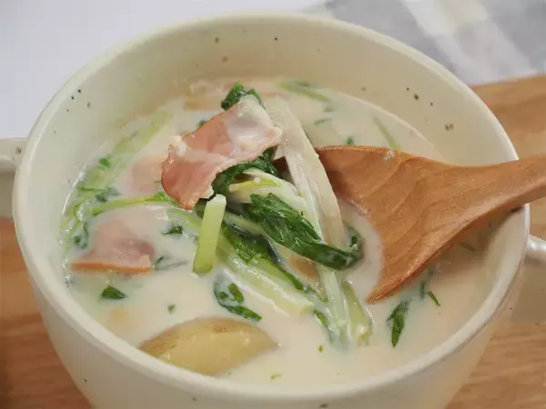 「【えっ！みそ汁に牛乳を？】骨活できる「具だくさんみそ汁」作ってみた！コク深〜い和風チャウダー爆誕♪」の画像