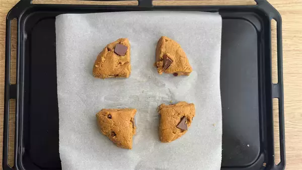「【カフェの味を再現】米粉の「コーヒーチョコチャンクスコーン」はプロ級のさくふわ食感♡【元パティシエ直伝】」の画像