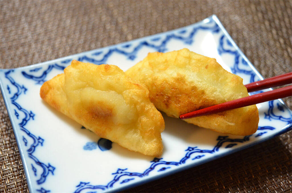 【じゃがいもの未知レシピ】北海道発の「UFO団子」作ってみた！発酵不要でモチモチ食感…むむ、ピロシキ!?