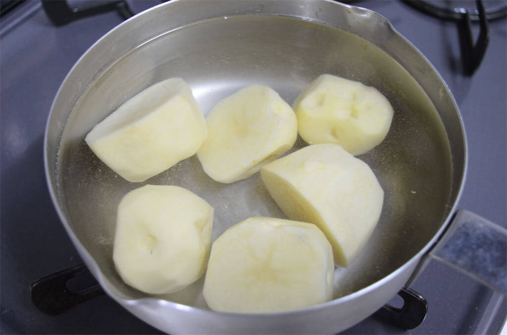 【じゃがいもの未知レシピ】北海道発の「UFO団子」作ってみた！発酵不要でモチモチ食感…むむ、ピロシキ!?