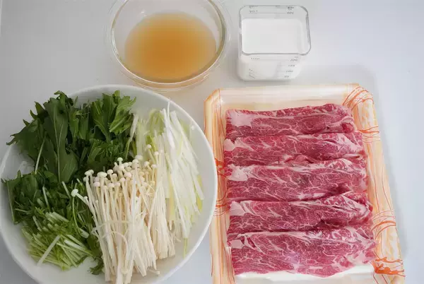 「【牛乳でお肉とろける♡】ミルキーな濃厚コンソメスープで「しゃぶしゃぶ」してみた！牛乳消費にも！」の画像