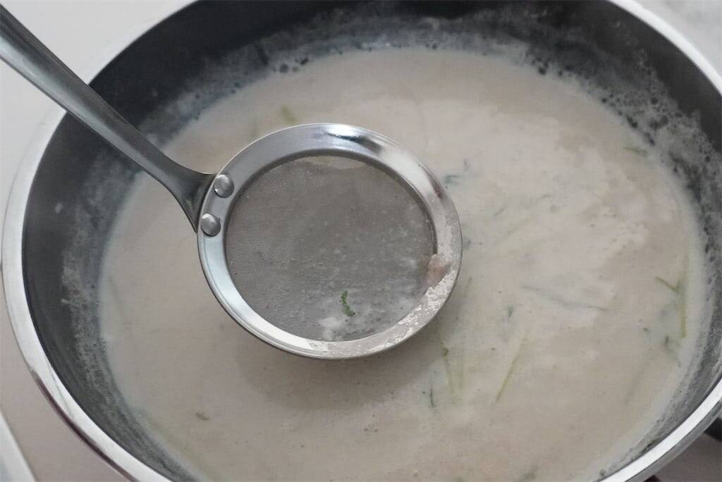 【牛乳でお肉とろける♡】ミルキーな濃厚コンソメスープで「しゃぶしゃぶ」してみた！牛乳消費にも！