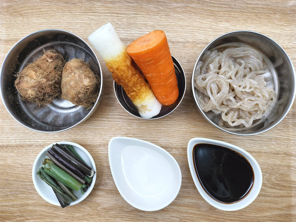 【絶品！郷土メシ】ハレの日の贅沢♪会津名物「こづゆ」作ってみた！干し貝柱の透明スープに旨味がギュッ〜