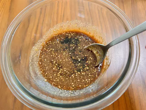 「【やみつき豆腐カツ】揚げ物なのにヘルシーな「ソースカツ丼」作ってみた！特製甘辛ソースでキャベツ大盛必須♪」の画像