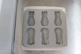 「【セリア】レンチンで！冷蔵庫で！にゃんこを成型♪【ネコ型シリコンモールド】で「蒸し卵」と「グミ」作ってみた」の画像18
