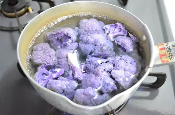 「【カリフラワーレシピの幅広げよ♪】初挑戦！「フライ」「甘酢漬け」「グラタン」作ってみた！【農家オススメ】」の画像