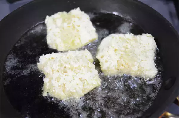 「【衣いらずのコロッケ】なんと油揚げで包んじゃう「きつねコロッケ」作ってみた！ヘルシー♡だけどサックサク♪」の画像