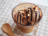 「【材料2つで本格派】板チョコ＋生クリームを混ぜて冷やすだけ！「濃厚チョコアイス」作ってみた！口どけ感動レベル♪」の画像1
