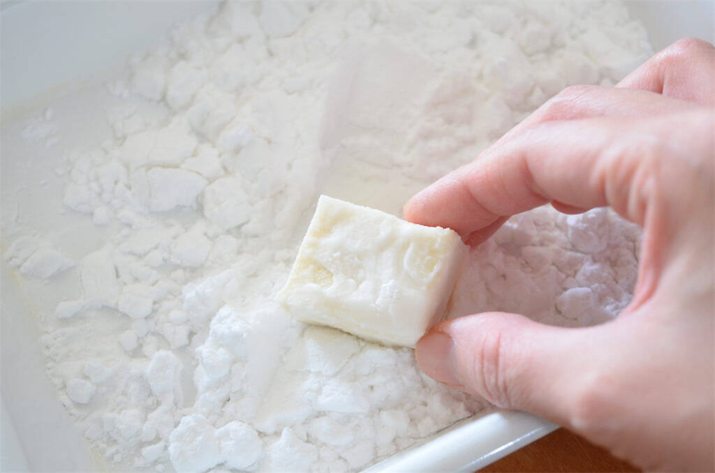 【高野豆腐を揚げると…】極上のトロ～リ食感に♪農家直伝「揚げ出し豆腐風のねぎ味噌和え」作ってみた！