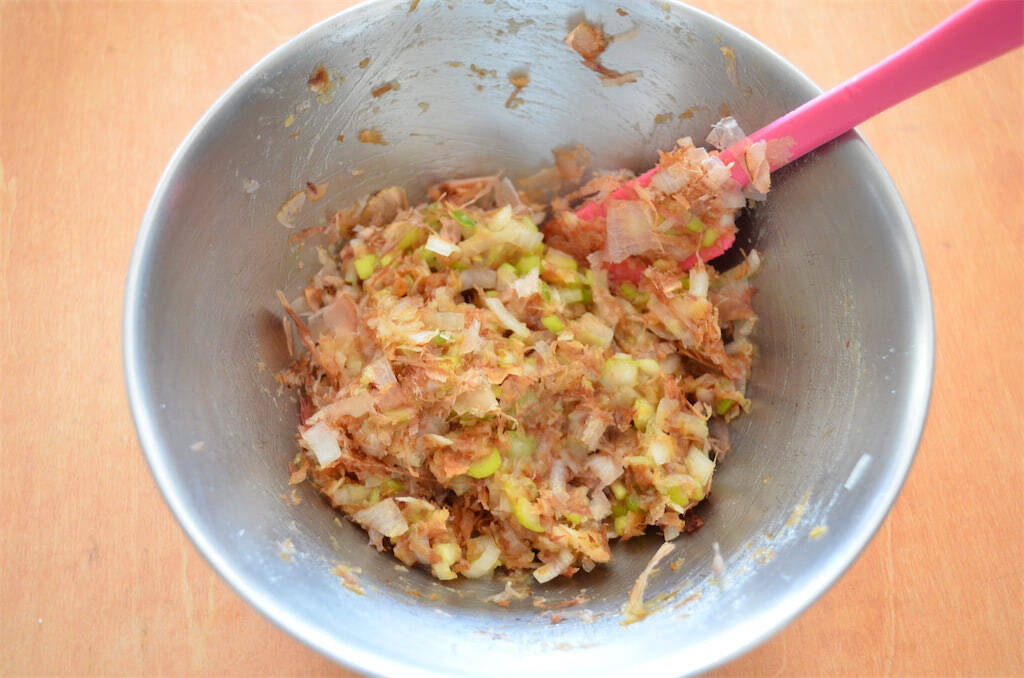 【高野豆腐を揚げると…】極上のトロ～リ食感に♪農家直伝「揚げ出し豆腐風のねぎ味噌和え」作ってみた！