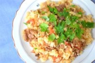 【高級牛をご飯に混ぜる発想】「牛肉とトマトの混ぜご飯」作ってみた！トマトの酸味が絶妙～♪【農家直伝】