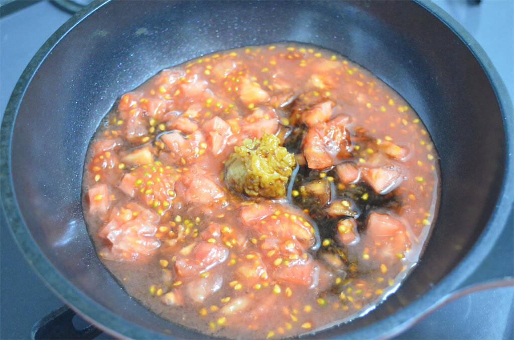 【トマトから肉汁あふれる！】農家激推しのごちそう「トマトの肉詰め」作ってみた！みそ味が大正解なの♪