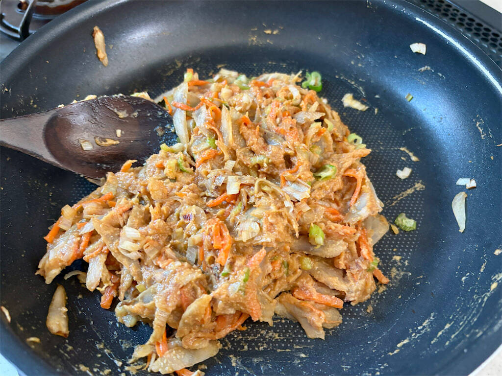【お湯を注げばみそ汁に】戦時中のご飯のお供「カルシウム八目みそ」を作ってみた！8種具材の旨味凝縮♪