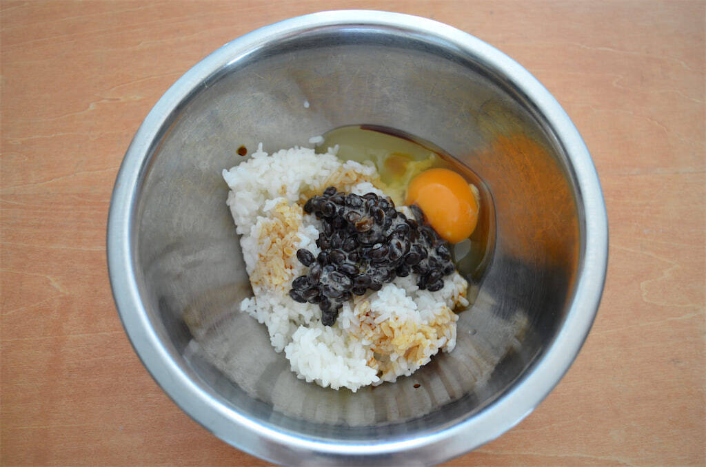 【卵かけご飯を焼く？】表面パリッとするまでTKG焼いた結果…意外にほっこり♪納豆＆チーズの旨み直撃！