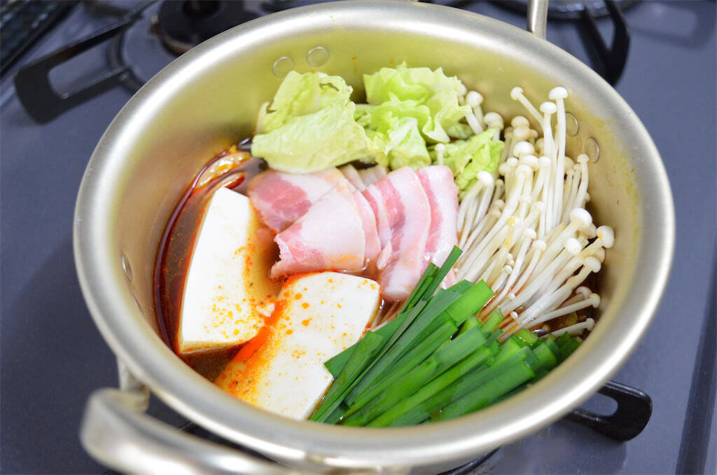 【自宅で火鍋に挑戦！】計量カップ不要♪キッコーマンの鍋つゆ「芯からぽっと」を実食！体の芯までアツくなる♡