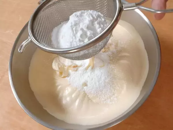 「異次元のトロトロ感♡「飲めるロールケーキ」作ってみた！生地＆クリームに米粉インでふっわふわ【農家直伝】」の画像