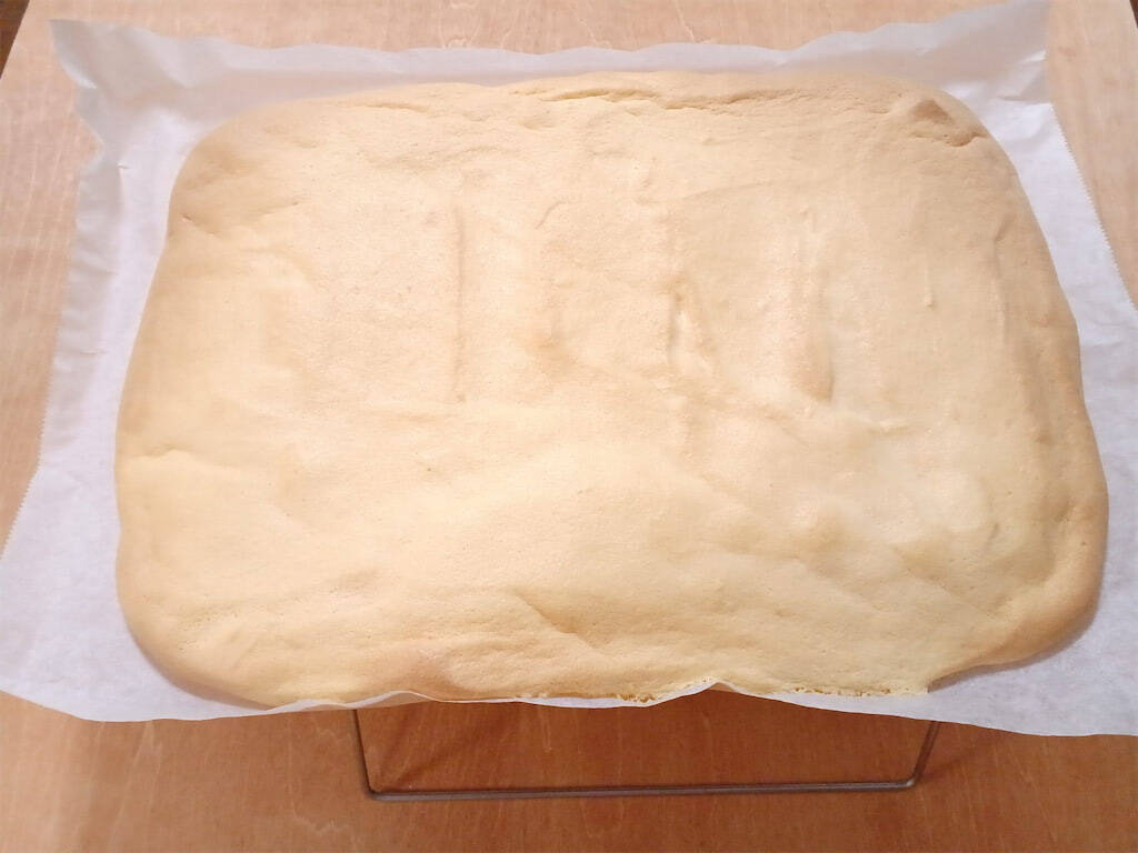 異次元のトロトロ感♡「飲めるロールケーキ」作ってみた！生地＆クリームに米粉インでふっわふわ【農家直伝】