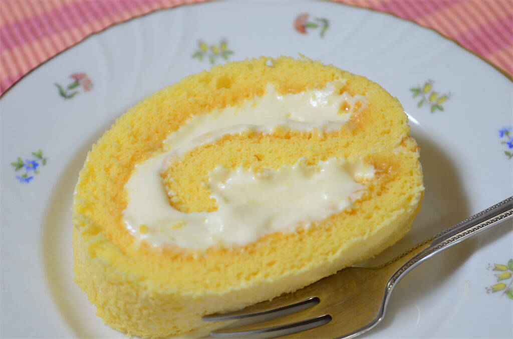 異次元のトロトロ感♡「飲めるロールケーキ」作ってみた！生地＆クリームに米粉インでふっわふわ【農家直伝】