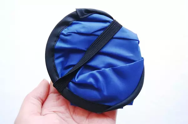 「【ダイソー】コレな～んだ？ヒントは「夏に必携」「暑さ対策」「ちょっとアナログ」です♪ポケットに入るのがいい」の画像