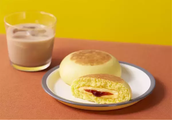 「【懐かしの味】井村屋の「プリンまん」がバージョンアップ復活！あの頃を思い出すレトロな味わいが楽しめる♪」の画像