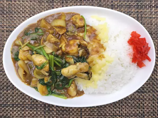 「【板前のまかないカレー】カキフライが乗ってるのと違う！牡蠣のルウな「牡蠣とほうれん草のカレー」作ろう」の画像