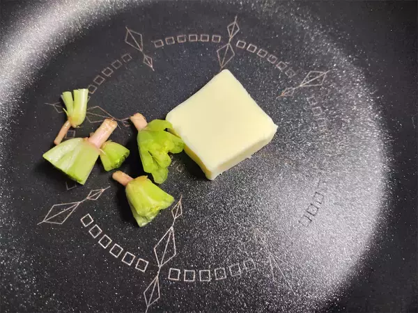 「【板前のまかないカレー】カキフライが乗ってるのと違う！牡蠣のルウな「牡蠣とほうれん草のカレー」作ろう」の画像