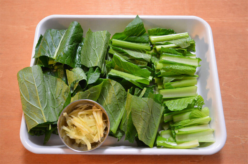 【肉巻きを煮たら…】あっさり料亭味♡「豚肉と小松菜のさっと煮」作ってみた！お出汁が優しい〜【農家の知恵】
