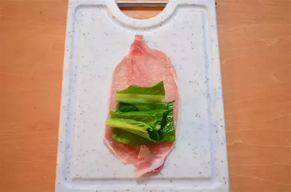 「【肉巻きを煮たら…】あっさり料亭味♡「豚肉と小松菜のさっと煮」作ってみた！お出汁が優しい〜【農家の知恵】」の画像