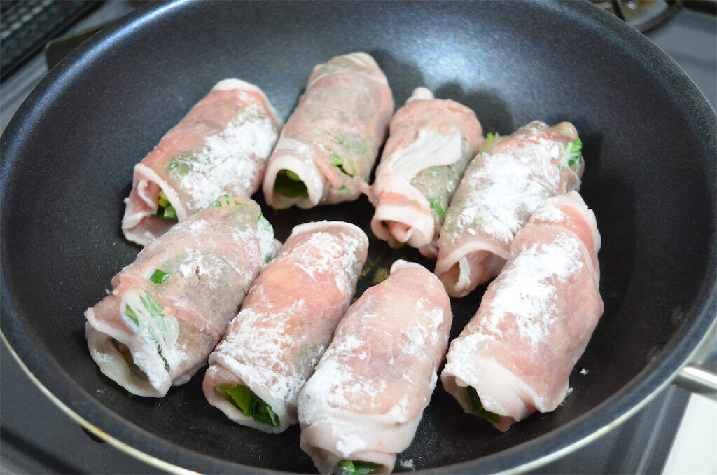 【肉巻きを煮たら…】あっさり料亭味♡「豚肉と小松菜のさっと煮」作ってみた！お出汁が優しい〜【農家の知恵】