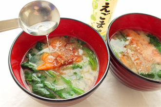 【健康維持に必須！】不足しがちな脂肪酸が摂れる「スーパーみそ汁」作ってみた！驚きのちょい足し術で♪