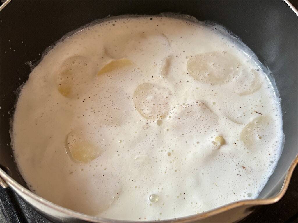 【志麻さんのシンプル過ぎる！】ホワイトソース不要！牛乳で「ジャガイモのグラタン」作ろう！想定以上！