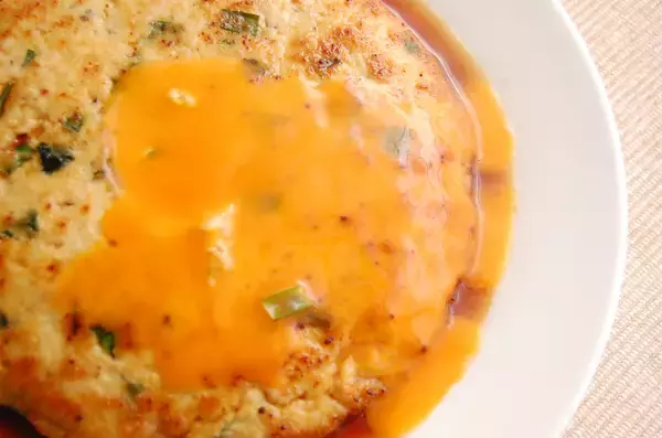 「【節約レシピ】つくねは丸めない！フライパンにド～ンな「豆腐入りつくね」に挑戦！ふっくらふわふわなの♡」の画像