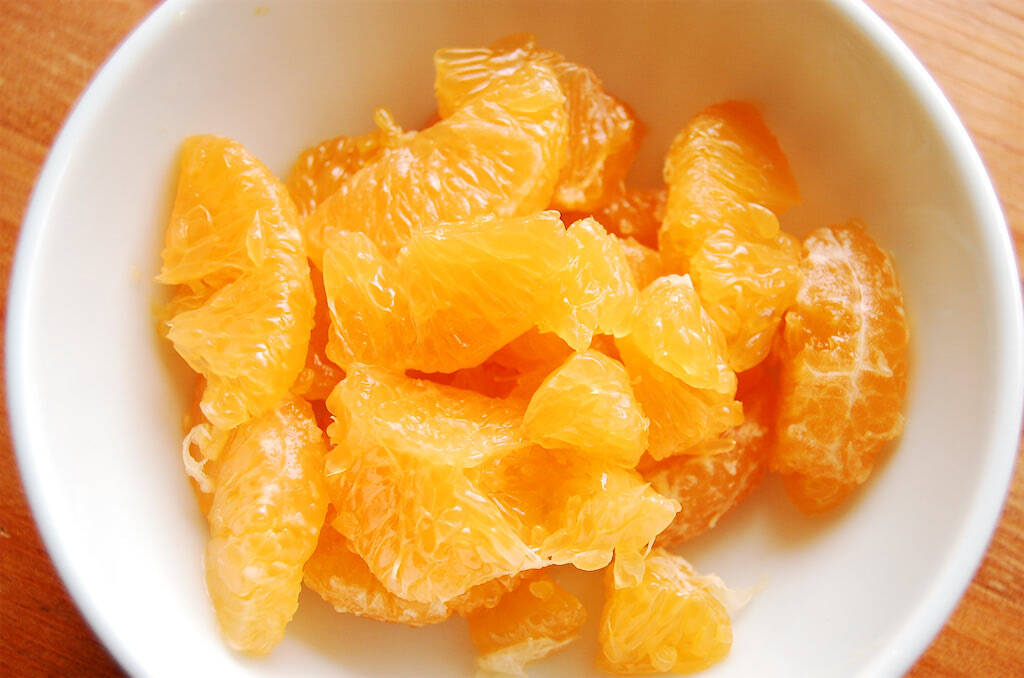 【食べる目薬!?】デパ地下風「にんじんサラダ」でお疲れ目を癒してみた！レーズンにみかんも加えるって