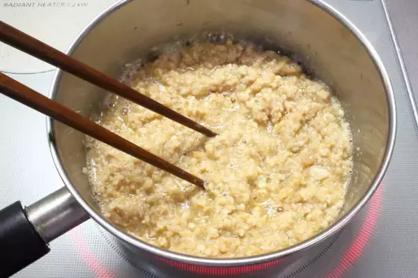 「【老舗の鶏肉専門店で速攻売り切れる“そぼろ丼”】お店の若おかみが家庭用レシピを公開！作ってみた！」の画像