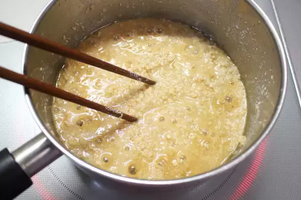 「【老舗の鶏肉専門店で速攻売り切れる“そぼろ丼”】お店の若おかみが家庭用レシピを公開！作ってみた！」の画像