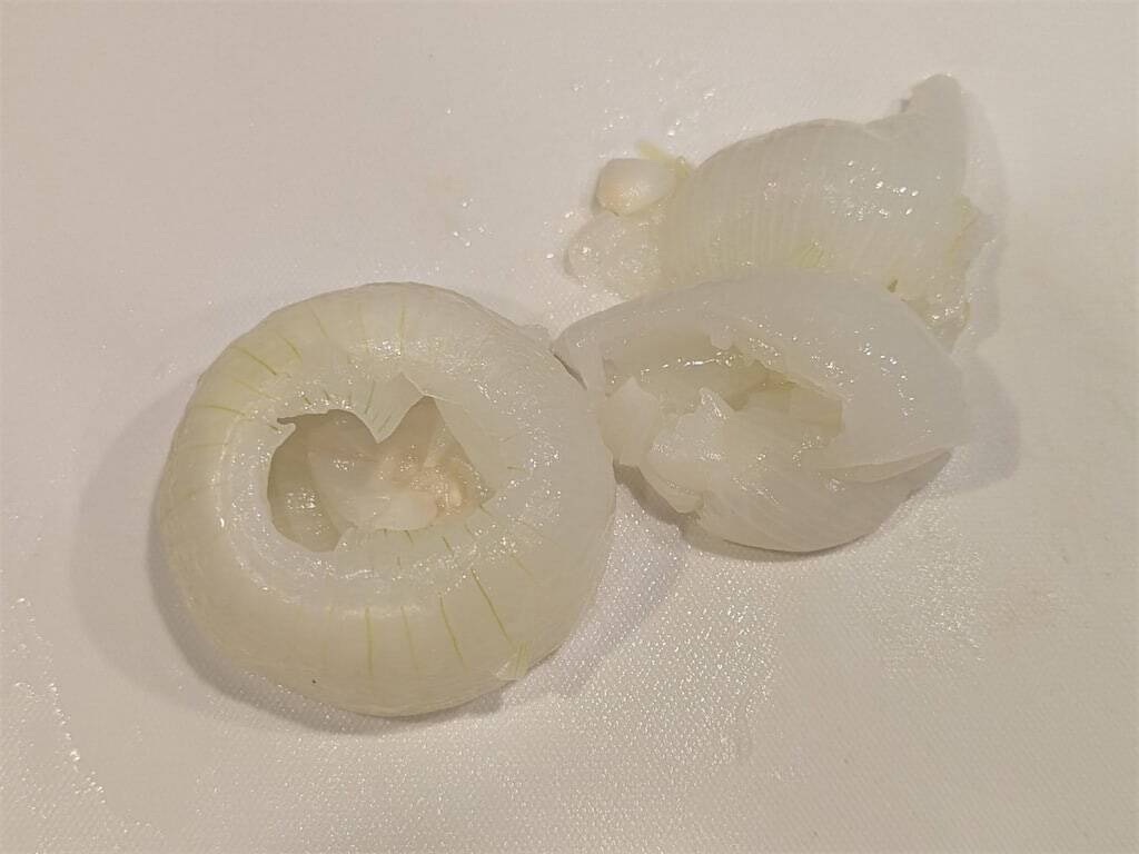 【新玉ねぎ丸ごと】使ってグラタン作ろう！新玉トロットロ…からのツナマヨ＆チーズ堪らん♡断面も超絶萌え～