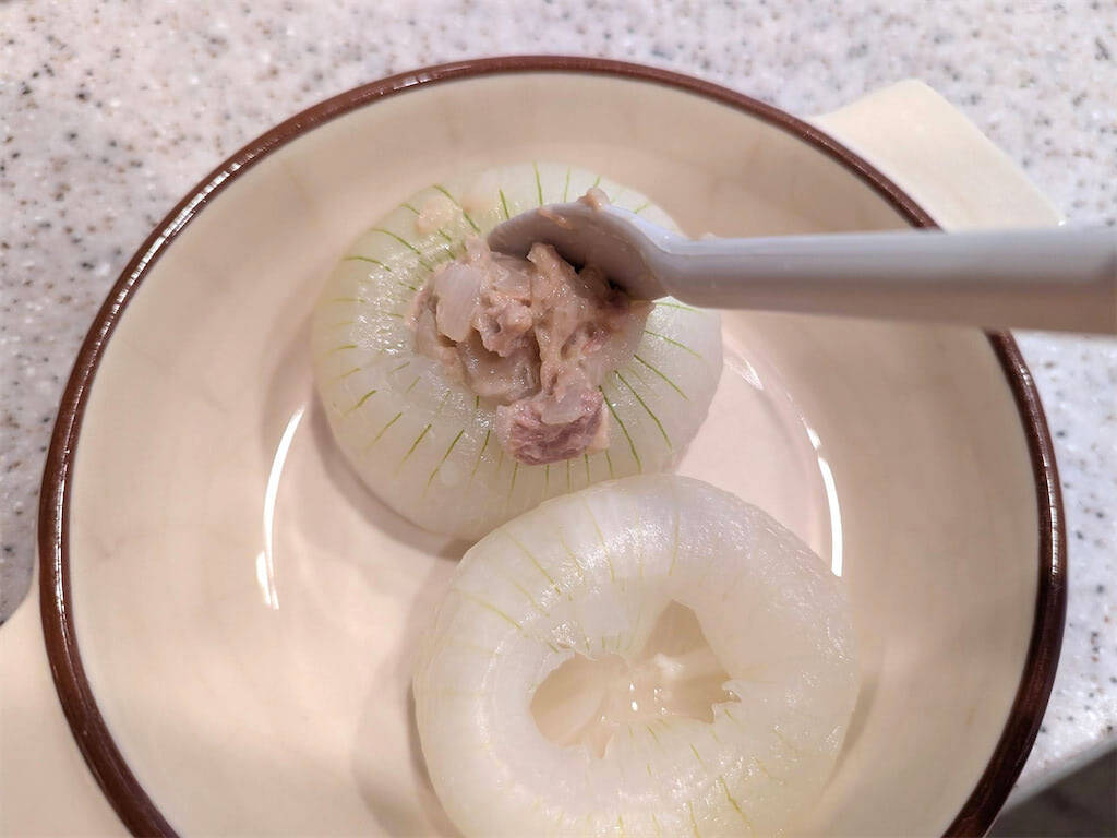 【新玉ねぎ丸ごと】使ってグラタン作ろう！新玉トロットロ…からのツナマヨ＆チーズ堪らん♡断面も超絶萌え～