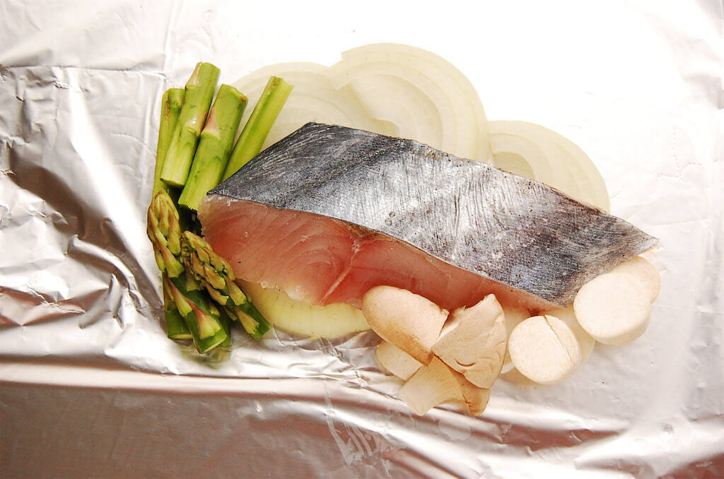 【トースターで超絶簡単】「サワラのホイル焼き」作ってみた！みそマヨで身がふっくら♡後片付けまでラクすぎ～