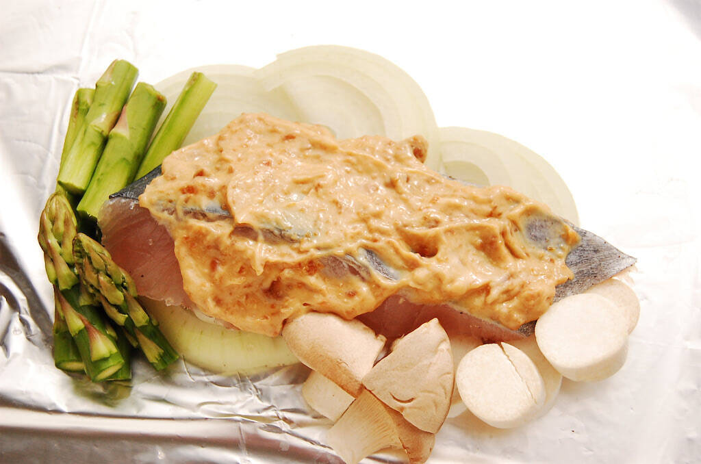 【トースターで超絶簡単】「サワラのホイル焼き」作ってみた！みそマヨで身がふっくら♡後片付けまでラクすぎ～