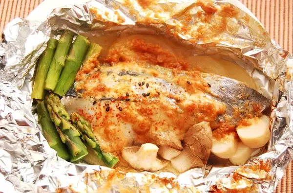 「【トースターで超絶簡単】「サワラのホイル焼き」作ってみた！みそマヨで身がふっくら♡後片付けまでラクすぎ～」の画像