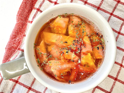 【リュウジレシピ】火を使わず調理時間たったの2分！超絶簡単「トマトの冷製だしスープ」はヘビロテ確定！