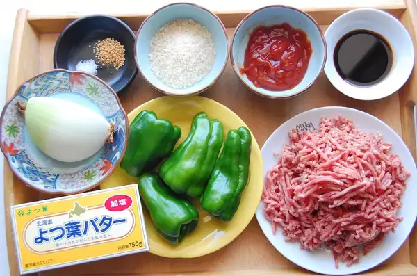 「種もヘタも取らない方がウマいって⁉リュウジさんが“最高峰”と言う「至高を超えたピーマンの肉詰め」に挑戦♪」の画像