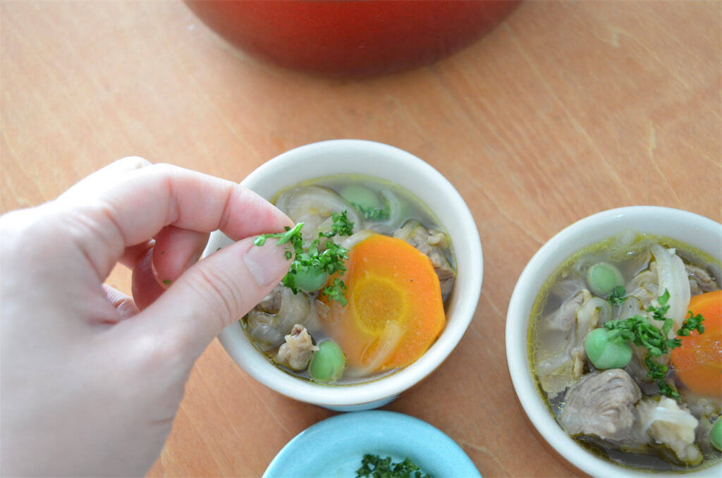 【初心者も成功する牛すじレシピ】圧力鍋ナシで簡単！ぷるぷる絶品「牛すじスープ」作ってみた♪【農家直伝】