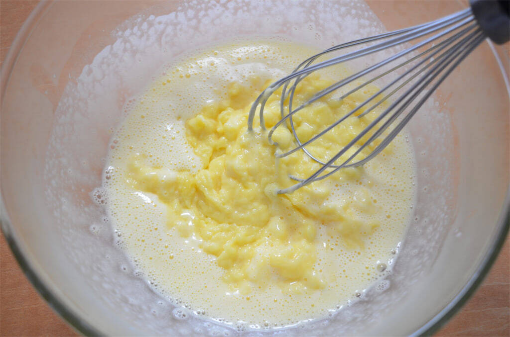 【バーナー不要でパリパリ♡】なんと「さつまいも」を器にするブリュレに挑戦！生クリームも不要でヘルシ〜♪